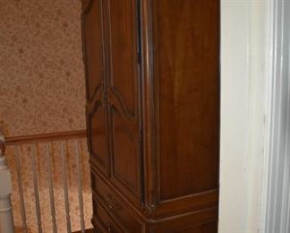 Drexel Heritage Brittany Collection Country French Provincial Style 47" Armoire 