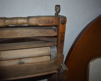 Antique Wood Wringer Washer Folding Double Bench Anchor Brand