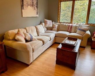 La-Z-Boy Microfiber Sectional Sleeper 