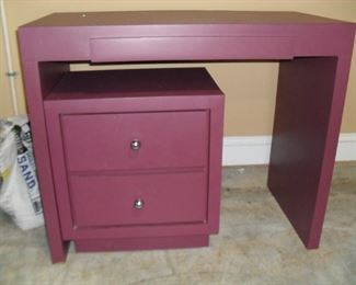 Desk and drawers 
