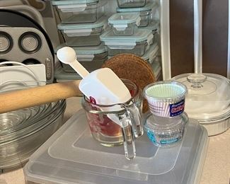 Bakeware and Storage Containers