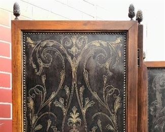 Detail
3-Panel floor screen
studded & etched metal & wood frame with brass acorn finials & bun feet, 20th c
3 20” panels, 75” h
$900
PENDING
