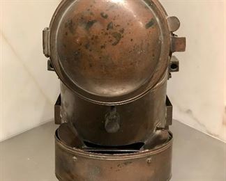 Italian acetylene brass headlight
stamped “No 1480, Brevetto 55111, Rejna Zandardine, Milano 39 Bastioni Magenta”
c 1908
12.5” x 9.5” x 13”

$1000