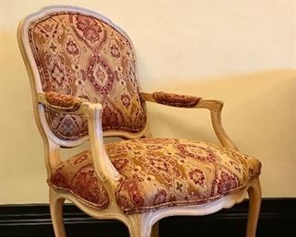 1 of pair

Pair Louis XV style fauteuils 
tapestry medallion upholstery
white-washed finish, 20th c.                26” x 25” x 40.25” h seat 20” h 

$800

