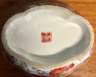 Late 19th c Chinese Export 
porcelain Narcissus bowl
lobed with dragon motif
7 1/8” x 5 7/8” x 2 3/4” h
SOLD
