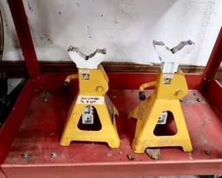 Lift Jacks