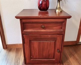 End Table/Night Stand