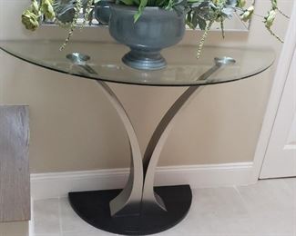 3 Piece contemporary glass tables: pic shown, coffee table, end table.