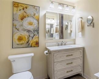 Bathroom photo, rug and towel set.