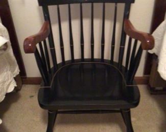 Harvard Black/Gold Chair