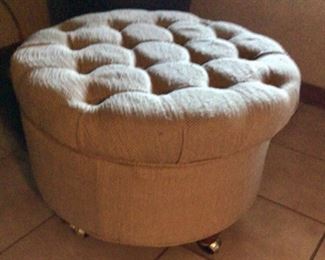 Round Rolling Ottoman with Storage