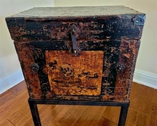 Early 19th century chinese wood trunk on iron stand