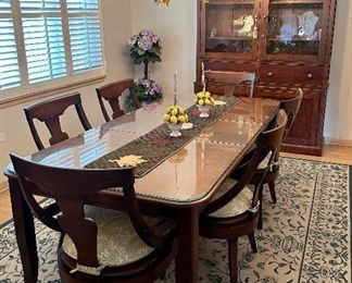 Canadel Dining Room Table and 6 Chairs from Walter E. Smithe