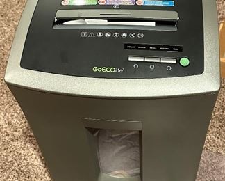 GoEcoLife Shredder