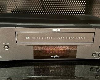 RCA VCR HiFi Stereo 4 Head Video System