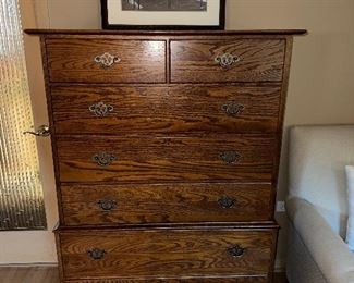 Thomasville Highboy 7 Drawer Dresser