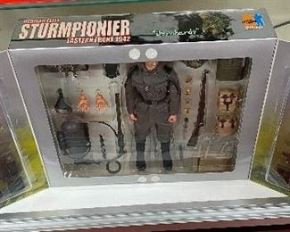 Dragon Sturmpionier "Bernhardt" German Soldier in Box