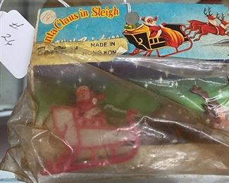 Vintage Santa Claus in Sleigh Packaged Figure