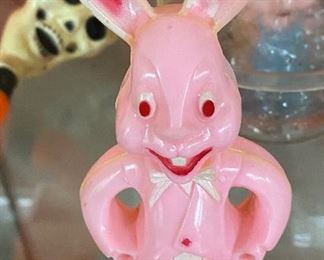 Small Vintage Eater Bunny Figure