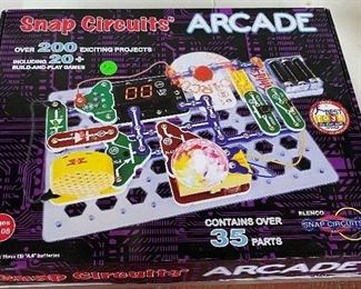 Snap Circuits Arcade