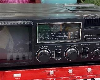 Vintage Combo TV/Radio/Cassette Player