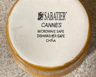 Sabatier Cannes Gold Covered Casserole and Set of 6 Ramekins. Photo 2 of 2.