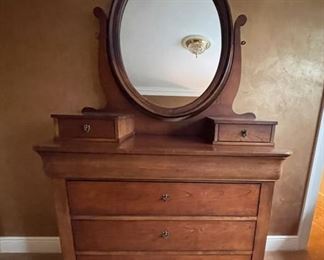 Reproduction Mahogany Chest of Drawers. Measures 43" W x 21" D x 74" H to top of Mirror.