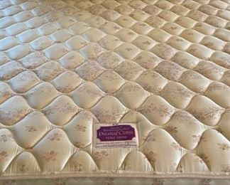 Sealy Posturepedic Palatial Crest Ultra Gentle King Mattress Set. Photo 2 of 2.