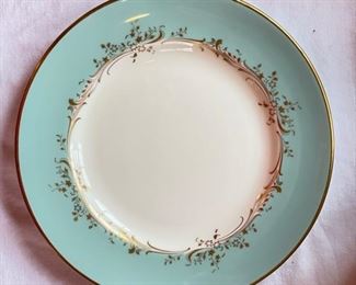 Royal Doulton Melrose Bone China - 3-Piece Pacesetting, Service for 8 plus Platter.