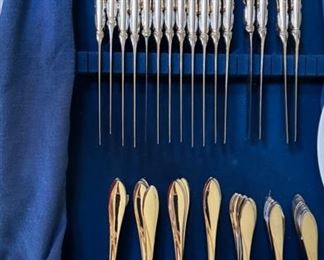 Yamazaki Stainless Flatware with Gold Accent - 5-Piece Pacesetting, Service for 16.