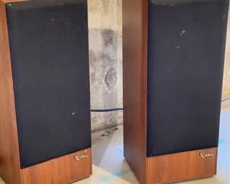 Pair of Vintage Infinity Speakers.