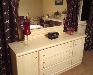 MBR chest of drawers for the lady,