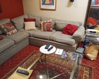 Nice modern Sectional Sofa,