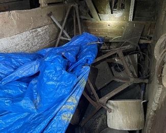 lots of items to find in the barns 