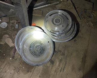 vintage car hubcaps 