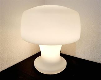 Mushroom Lamp by LAUREL LAMP CO. Mid-Century Modern hand blown Murano glass #17
