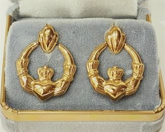 14 kt gold Claddagh earrings