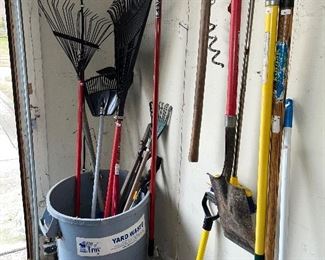 GARDENING TOOLS