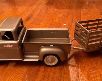 1959 Tonka Truck with trailer. As nice as the other truck. 
