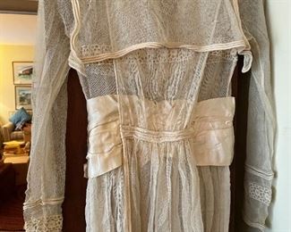 1920's? Wedding Dress?--Lacey & Lovely!