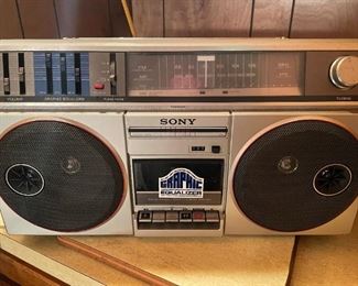 SONY 1982? Boom-Box Works!