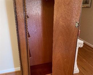 #4 Art Deco Wardrobe - 30x16x63 $ 200.00