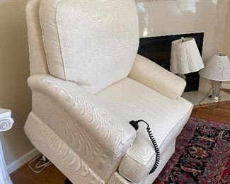 #18 "Taylor King Furniture Electric Lift Chair - Cream striped fabric - 40""x38""x38"" (20"" seat depth)" $ 425.00