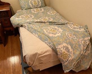 #20 Stern and Foster Twin Bed Frame - Mattress and Boxspring $ 125.00