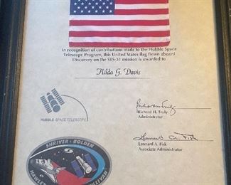 #89 Employee NASA Award STS-31 Discovery Hubble Space Telescope Program US Flag Flown Aboard $ 150.00