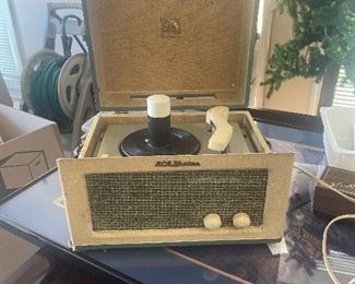 #80 RCA Victor - AS IS $ 40.00