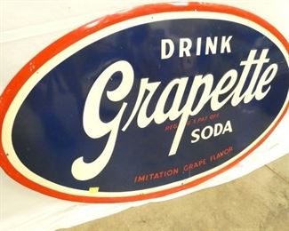 VIEW 3 RIGHTSIDE GRAPETTE SELF FRAMED