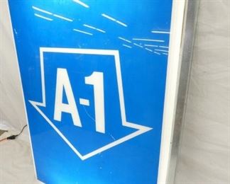 VIEW 2 CLOSEUP 32X48