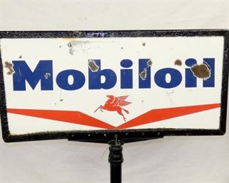 VIEW 8 36X17 PORC. MOBILOIL SIGN