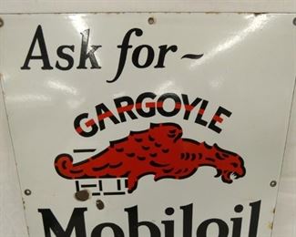 VIEW 2 CLOSEUP GARGOYLE